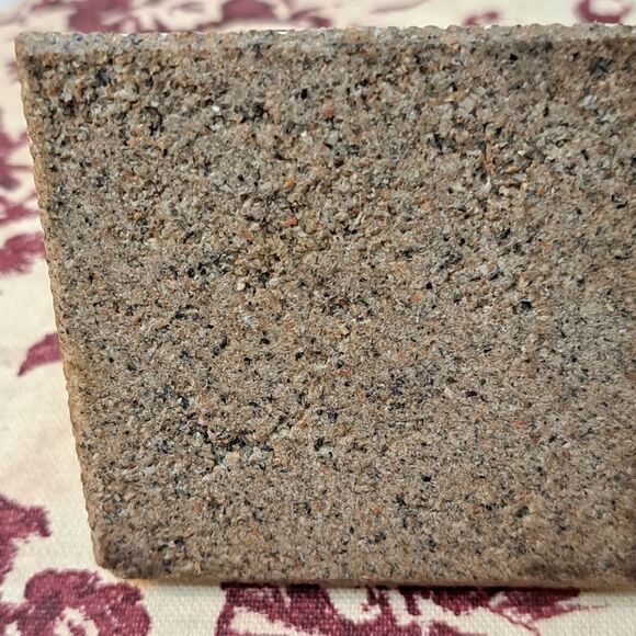 Set of 2 Stone *faux* Egyptian Pyramid Statues for Decor Gold/White Color - Picture 5 of 11